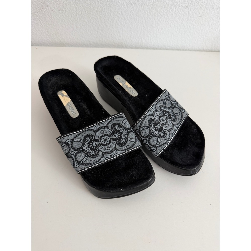 BISOU BISOU Grey Silver Embroidered Slide Sandals - Women Size 8.5